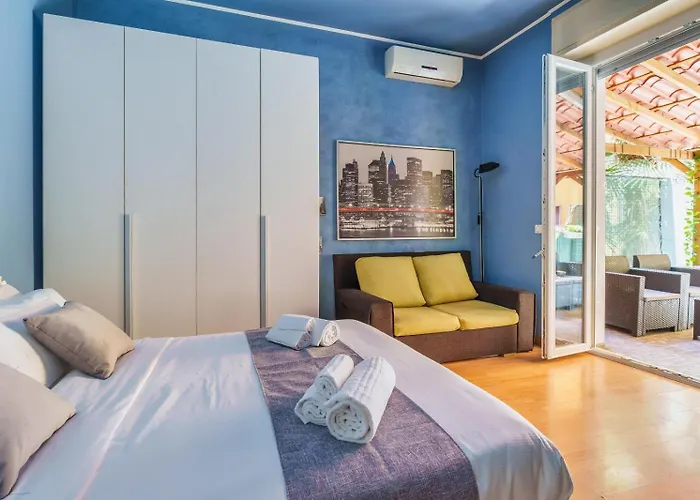 NYE apart S SIRO stadium Milan FIERA city Life Allianz Cloud Casa Milan Ippodromo Terme de Montel
